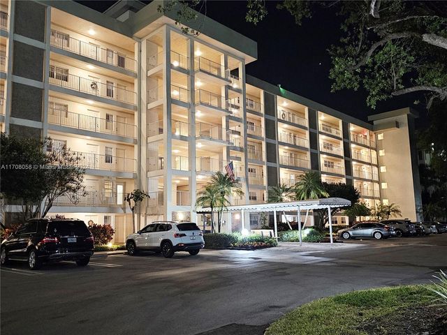 $300,000 | 3100 North Course Lane, Unit 410 | Palm Aire