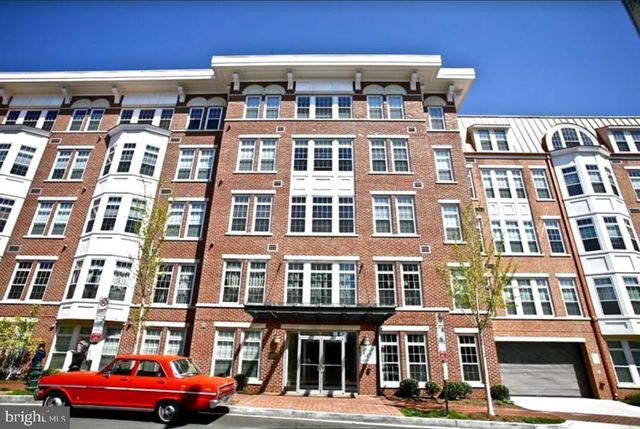 $550,000 | 1451 Belmont Street Northwest, Unit 202 | Columbia Heights