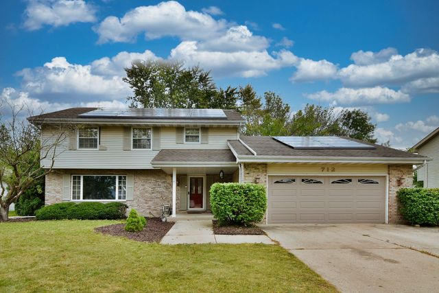 $374,900 | 712 Fairlane Drive | Joliet