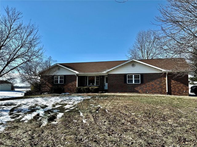 $350,000 | 6949 Highway 159 | Fort Russell Township - Madison County