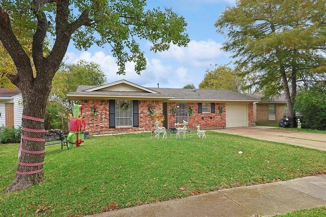 $255,000 | 405 Birchwood Circle | Mesquite