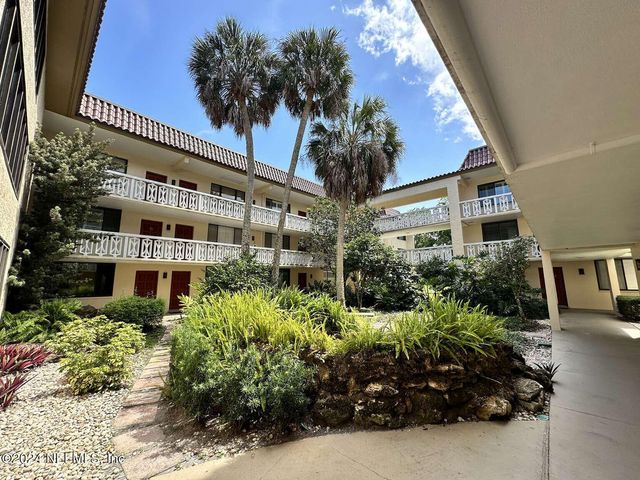 $499,900 | 1820 Sevilla Boulevard West, Unit 102 | Beaches