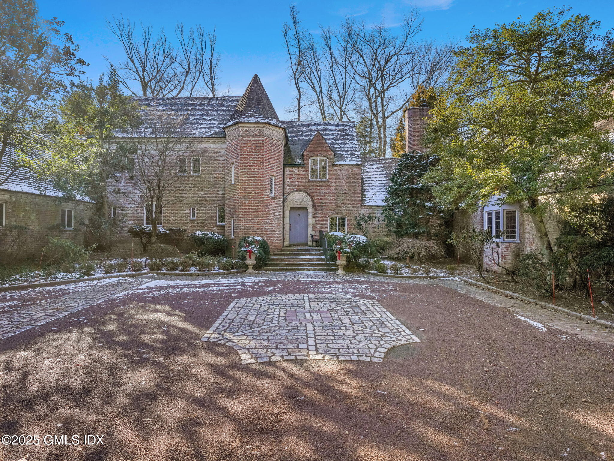 front courtyard