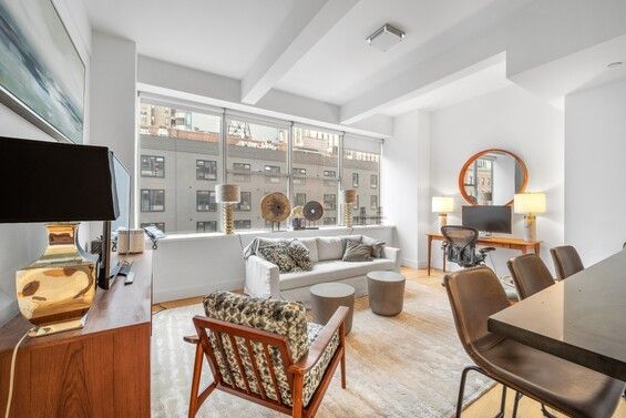 $5,115 | 50 Murray Street, Unit 513 | TriBeCa