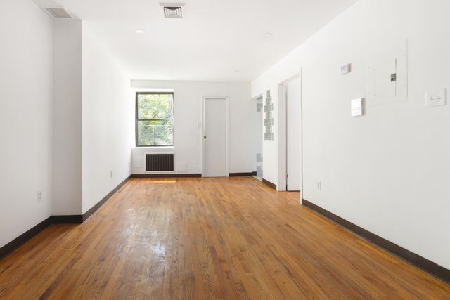 $5,500 | 330 East 53rd Street, Unit 5 | Midtown East