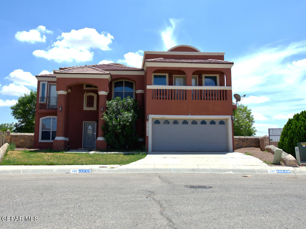 a front view of house with yard