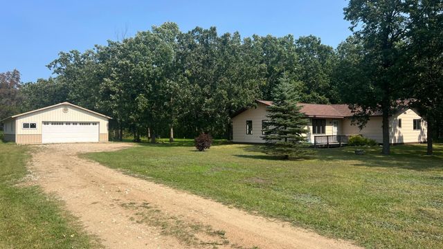 $279,900 | 25371 Washington Drive | Osage