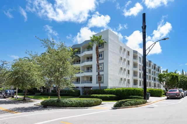 $635,000 | 1401 Bay Road, Unit 503 | West Avenue