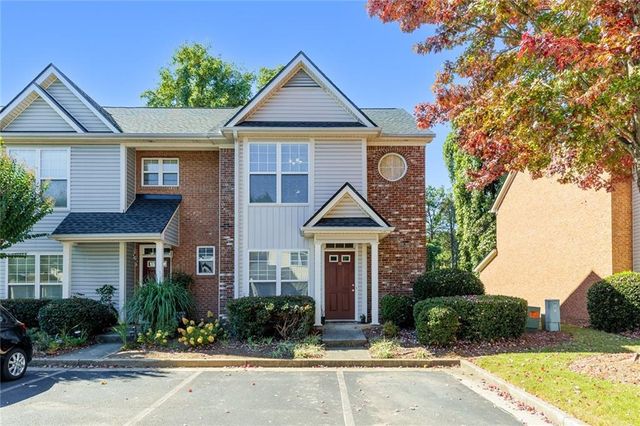 $272,999 | 801 Old Peachtree Road Northwest, Unit 92 | Garrison Square Townhomes