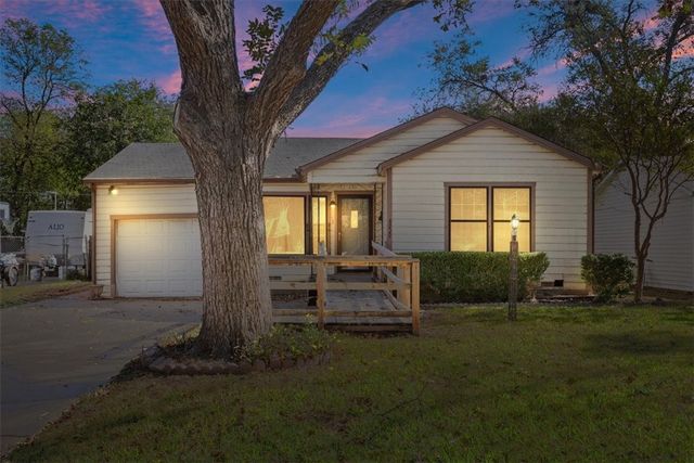 $189,900 | 4020 Maple Avenue | Heart of Texas