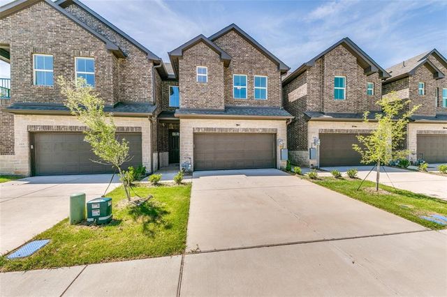 $339,950 | 2422 Ash Lane | Sachse