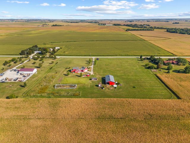 $890,000 | 7650 Plattville Road | Plattville