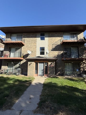 $1,600 | 639 Jeffery Avenue, Unit 2S | Calumet City