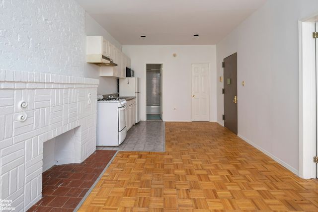 $2,700 | 138 East 34th Street, Unit 3F | Kips Bay