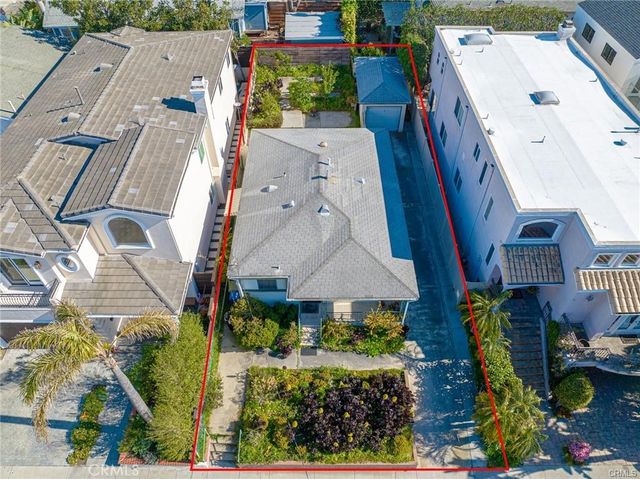 $1,849,000 | 554 2nd Street | Hermosa Beach Valley