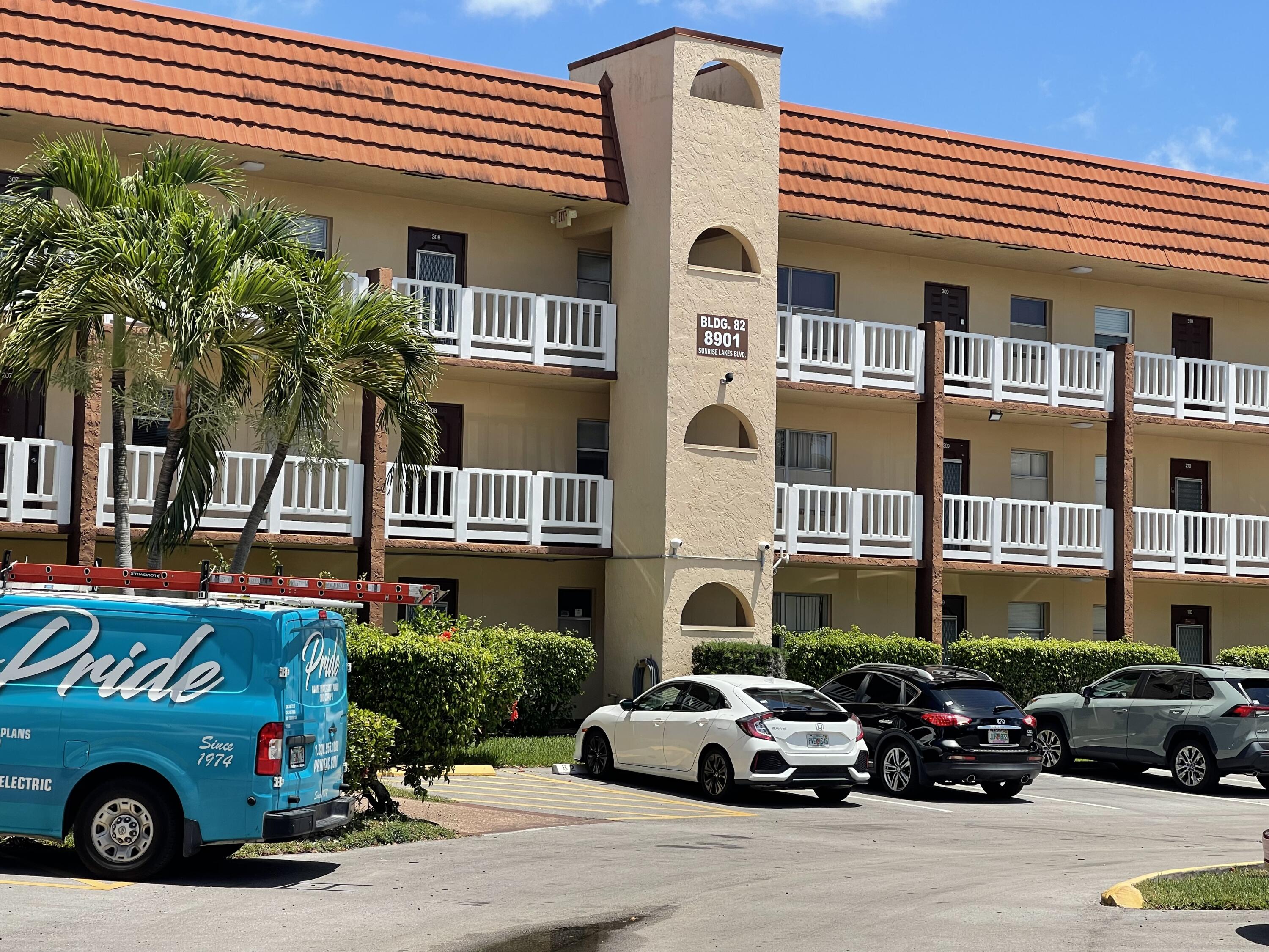 a car parked in front of a building