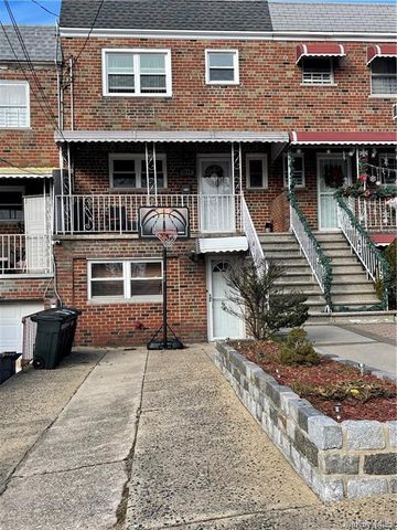 $1,800 | 2925 Schurz Avenue | Throgs Neck