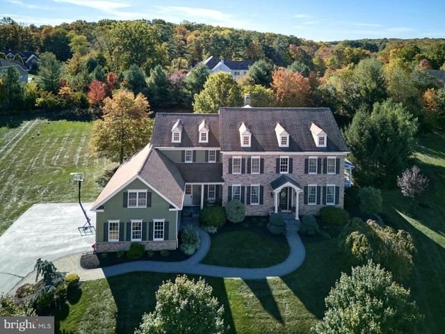 $1,599,000 | 2720 Kent Drive | Buckingham