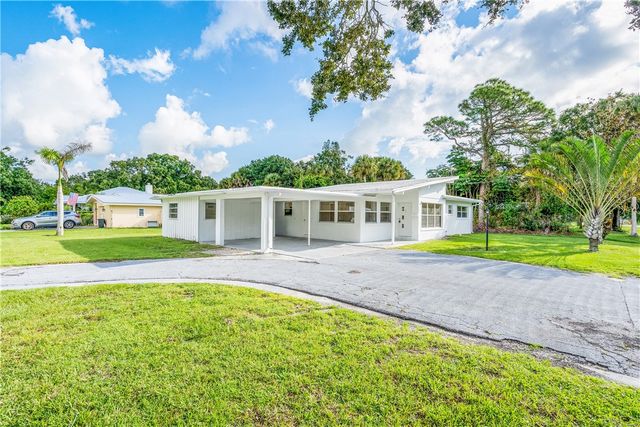 $329,000 | 1806 37th Avenue | Vero Beach