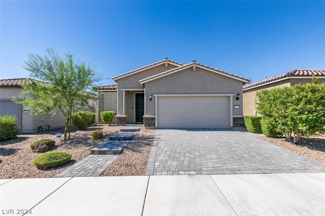 $455,000 | 221 Mountain Cedar Court