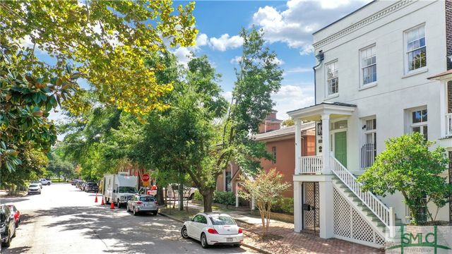 $5,000 | 205 West Huntingdon Street | South Historic District