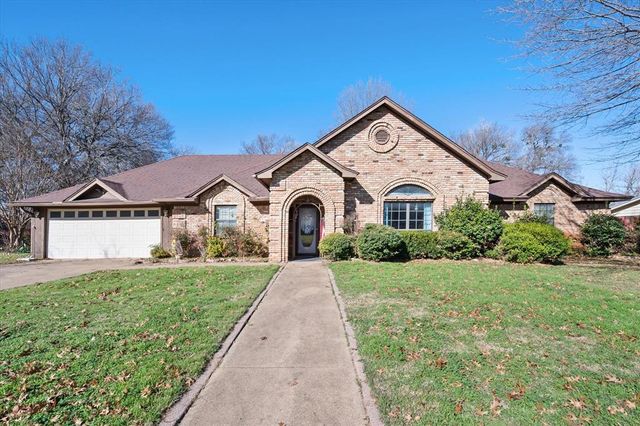 $305,000 | 321 Jean Drive | Springtown