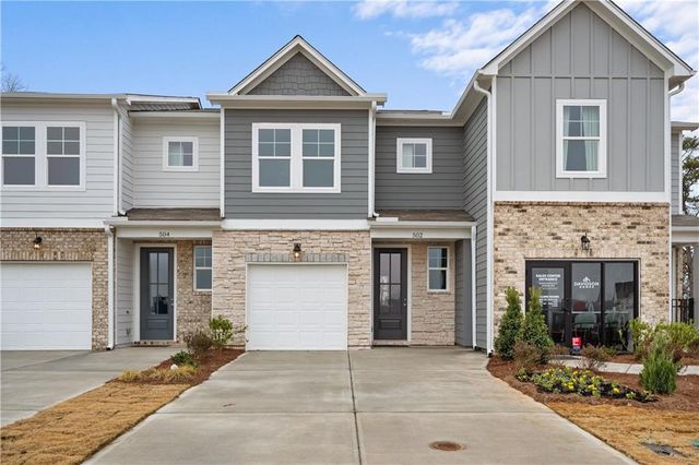 $328,379 | 128 Park Ridge Circle | Emerson