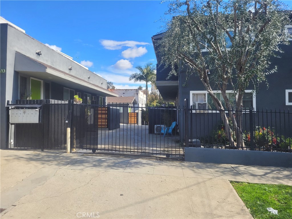 a view of house with a outdoor space