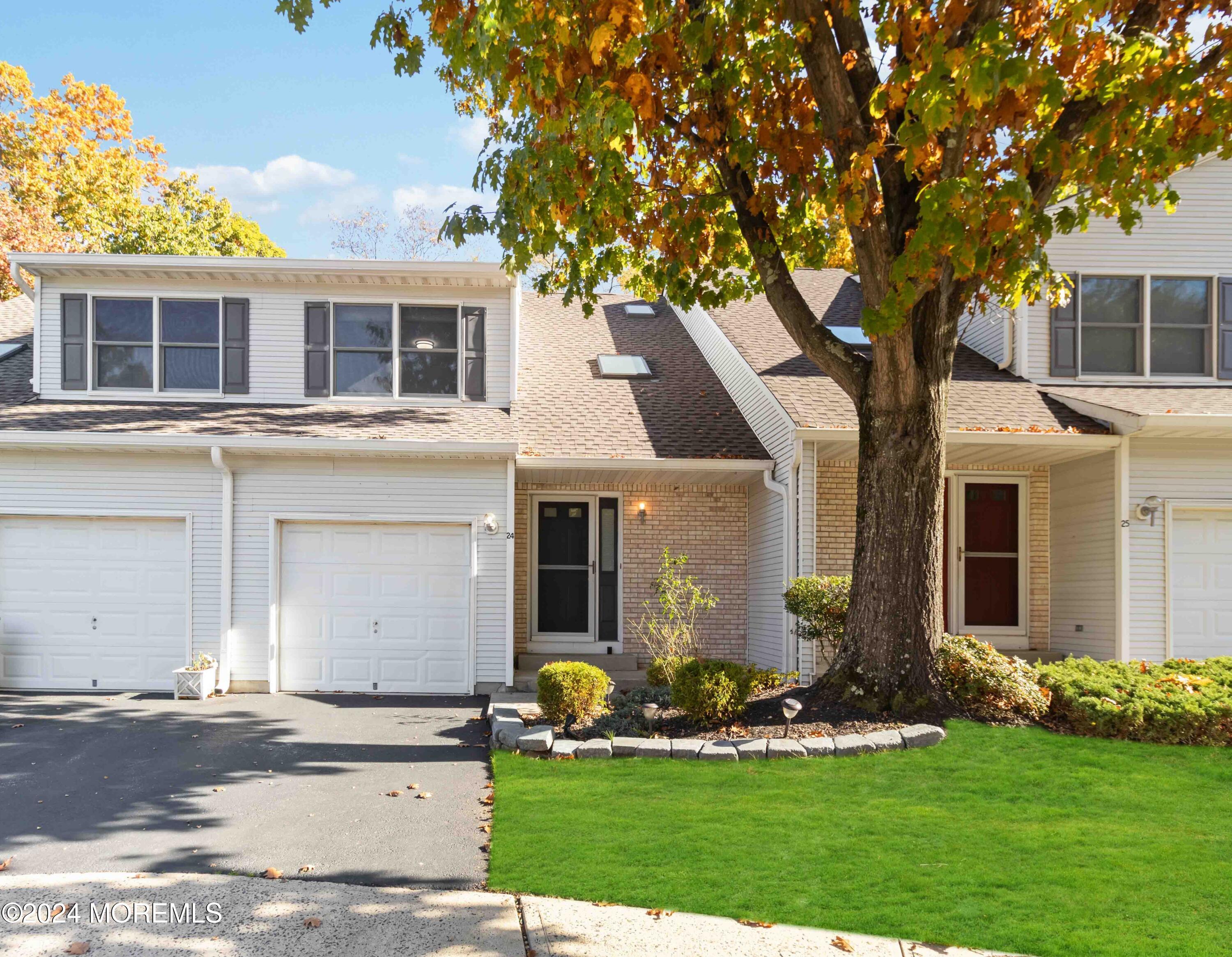 front view of house with a yard