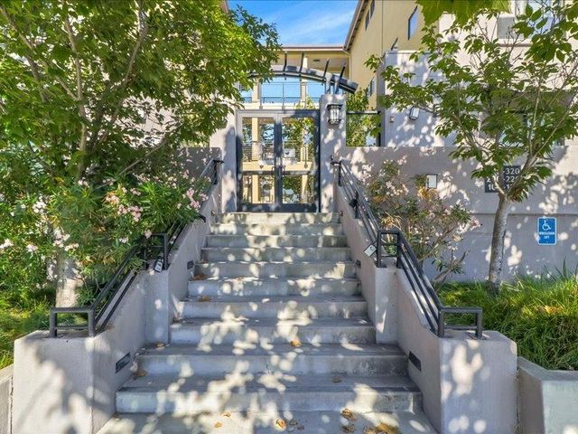 $850,000 | 800 North 8th Street, Unit 106 | Downtown San Jose