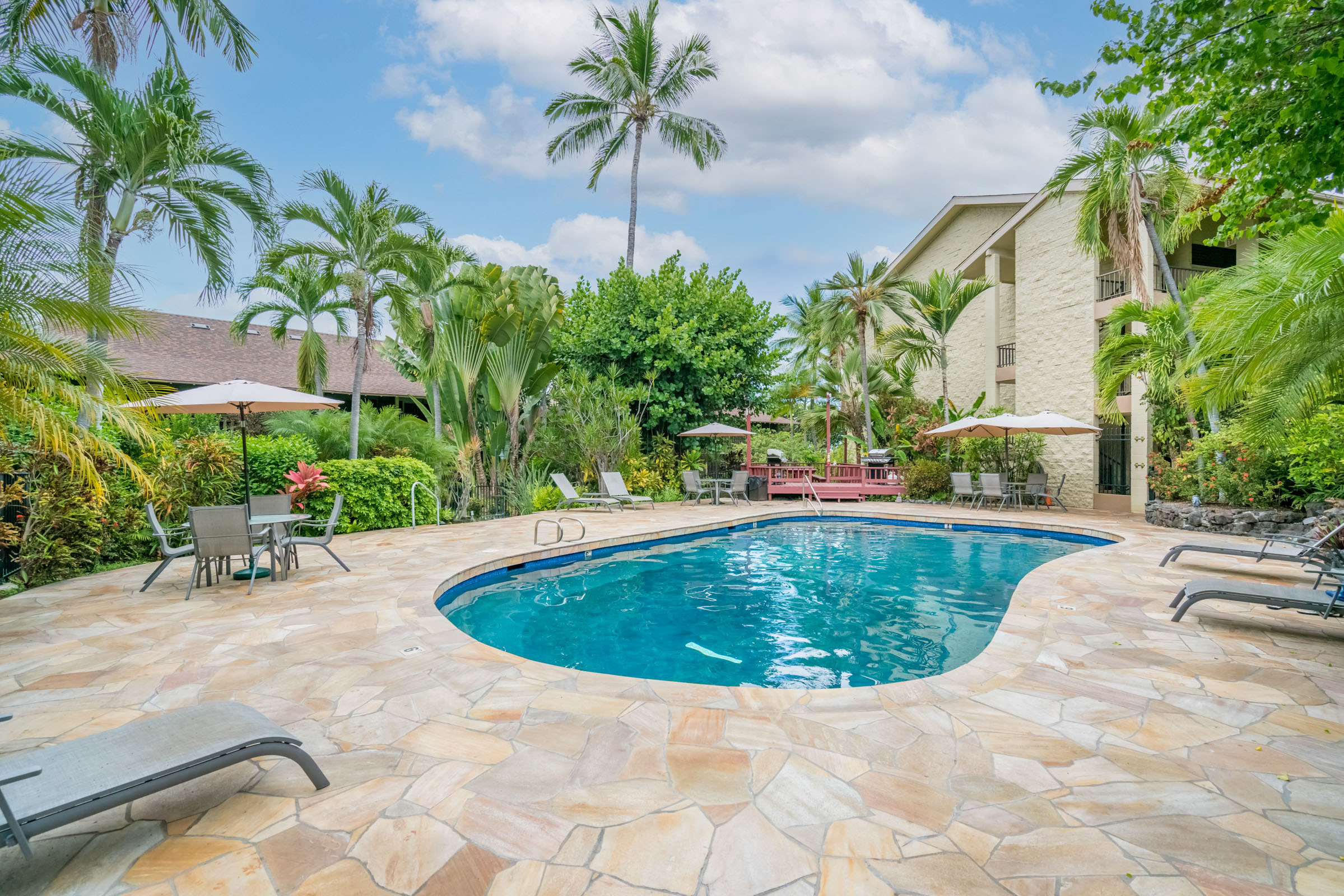 On site pool and picnic area