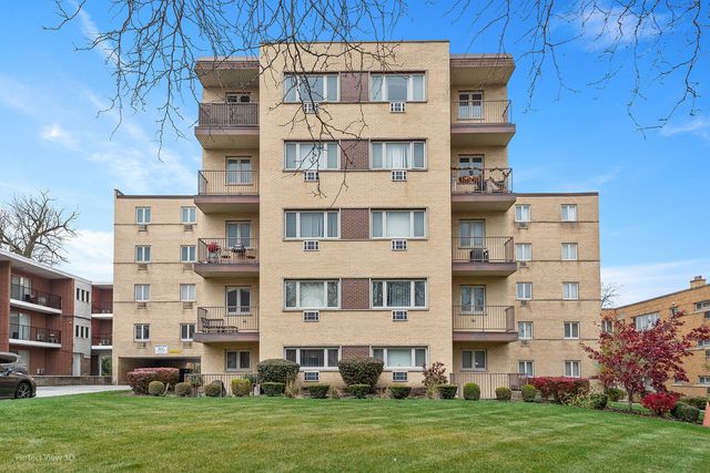 $130,000 | 2030 West 111th Street, Unit 508 | Morgan Park