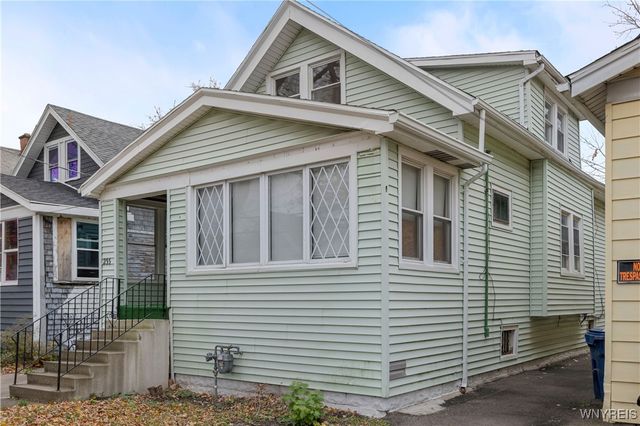 $129,999 | 233 Stevens Avenue | Delavan Grider