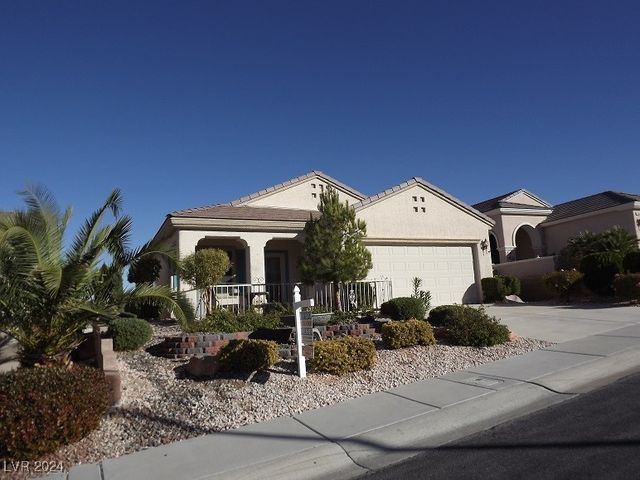 $1,995 | 2058 King Mesa Drive | Sun City MacDonald Ranch