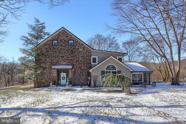 $849,900 | 741 Wyndamere Road | Fairview Township - York County