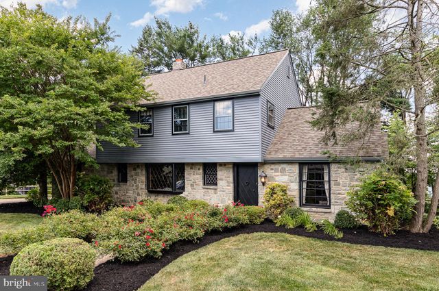 $475,000 | 4482 Nantucket Road | Lower Paxton Township - Dauphin County