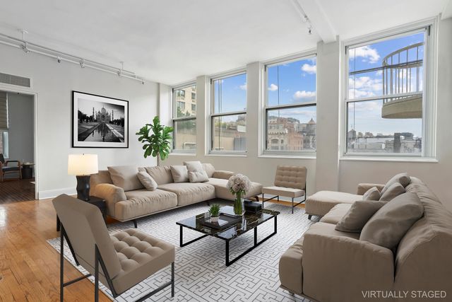 $2,430,000 | 29 East 22nd Street, Unit 11S | Flatiron