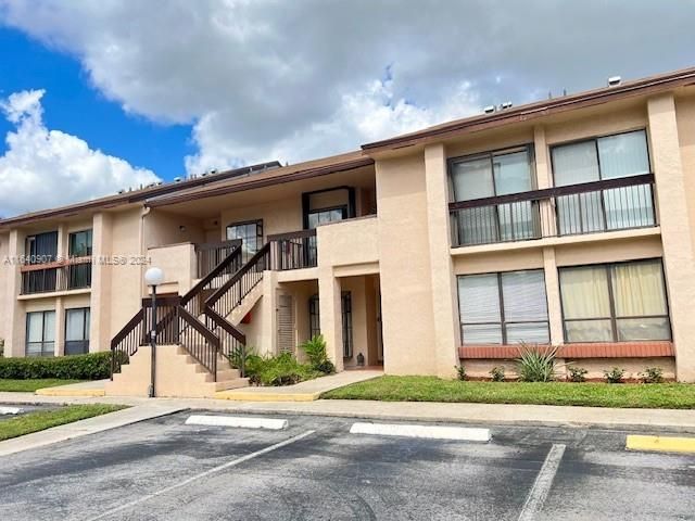 $2,200 | 2355 Southwest 15th Street, Unit 73 | Deerfield Beach