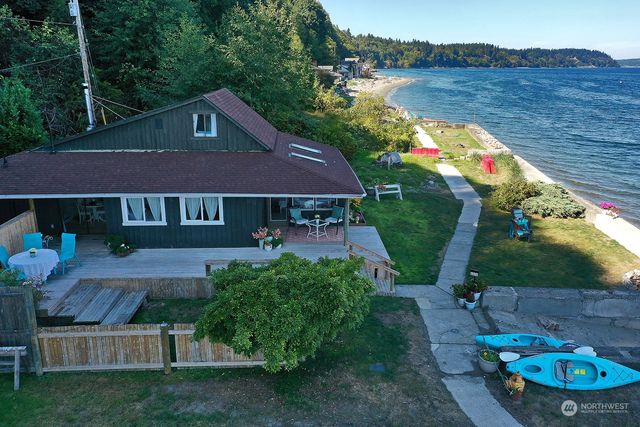 $675,000 | 6076 Brighton Boardwalk Clinton Wa 98236 | Clinton