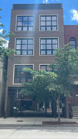 $4,400 | 2930 North Lincoln Avenue, Unit 2 | Lake View