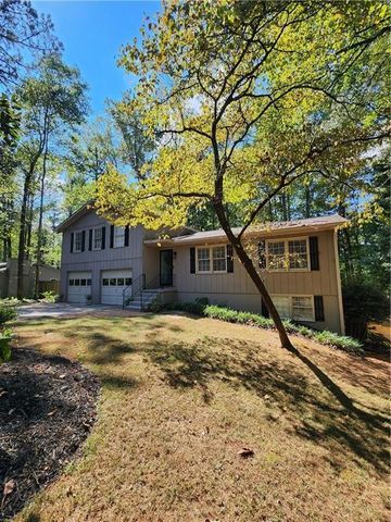 $2,400 | 3115 Wayward Drive | East Cobb