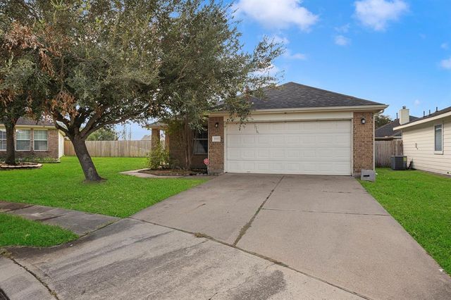 $249,990 | 19311 Otter Trail Court | Plantation Lakes