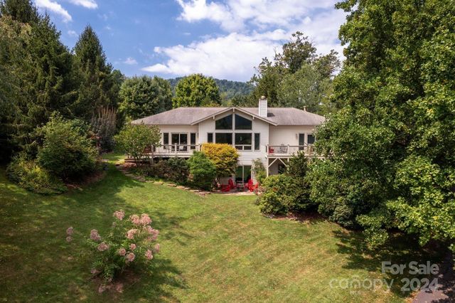 $919,000 | 32 Scenic Valley Drive | Ivy Township - Buncombe County