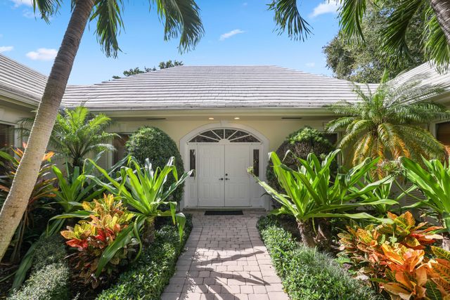 $4,200,000 | 4 Country Road | Country Club of Florida