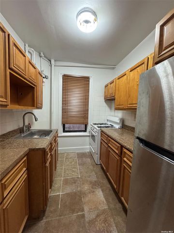 $2,850 | 499 West 158th Street, Unit 24 | Washington Heights