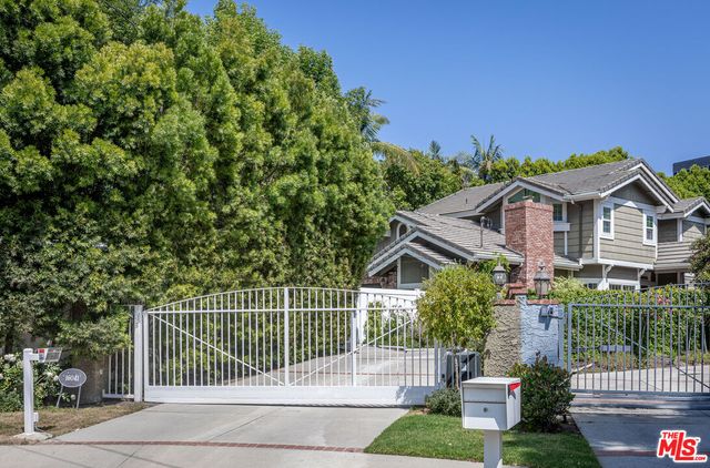 $2,699,000 | 16041 Dickens Street | Encino