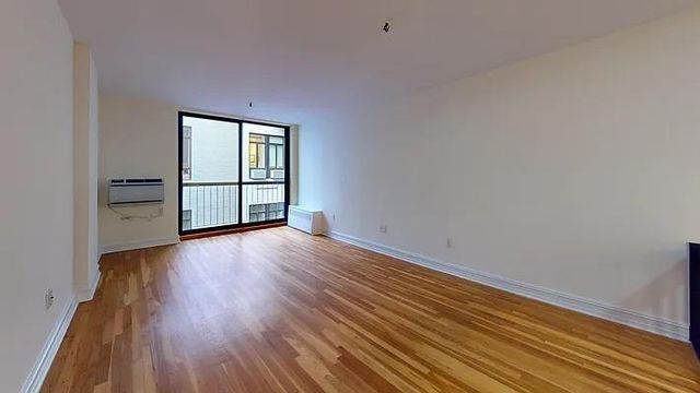 $4,000 | 1 Astor Place, Unit 5M | NoHo