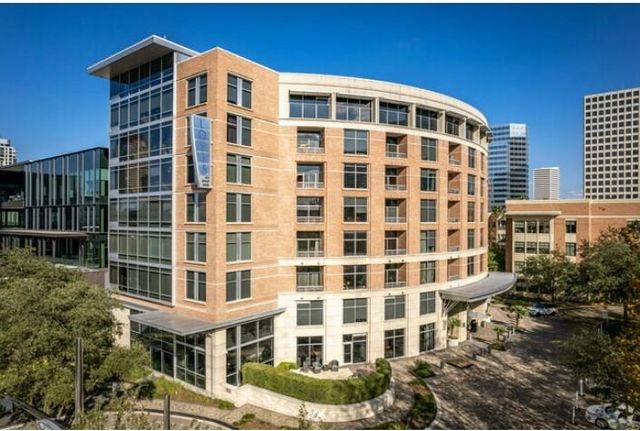 $2,200 | 1901 Post Oak Boulevard, Unit 2605 | Lofts on Post Oak Condominiums