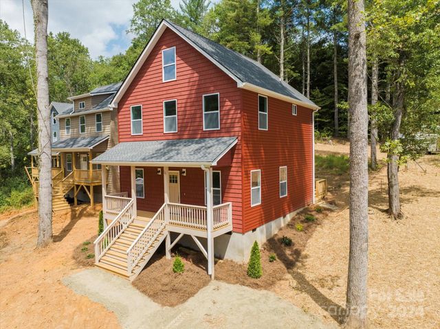 $429,500 | 129 Owenby Lane | Black Mountain