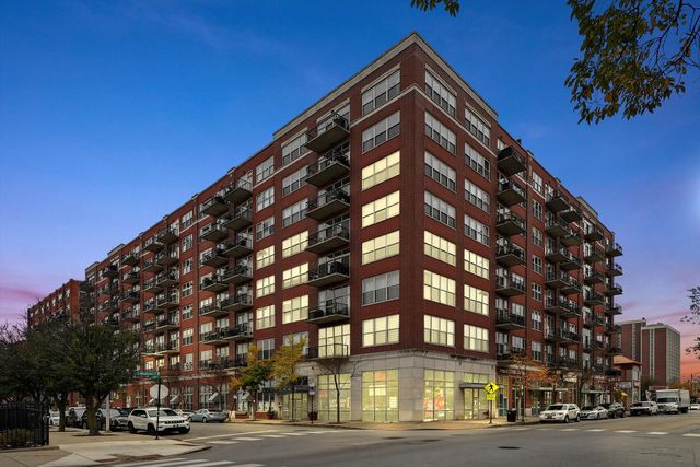 $1,095,000 | 6 South Laflin Street, Unit 913 | West Loop